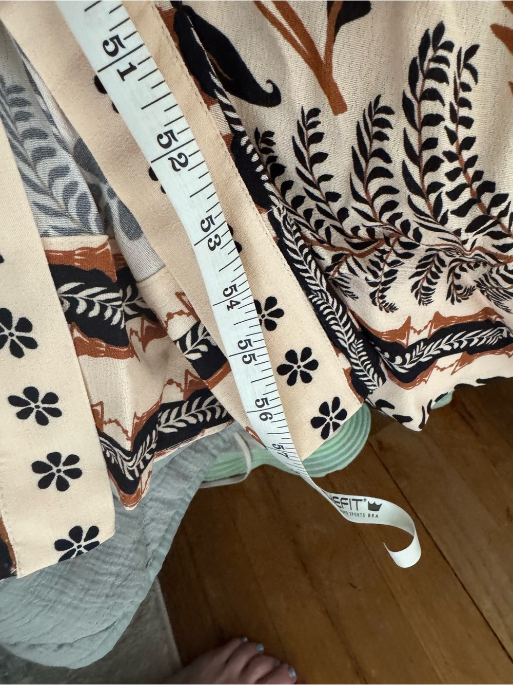 FARM Rio Cream Maxi Dress with Multicolor Floral Print - Picture 4 of 6